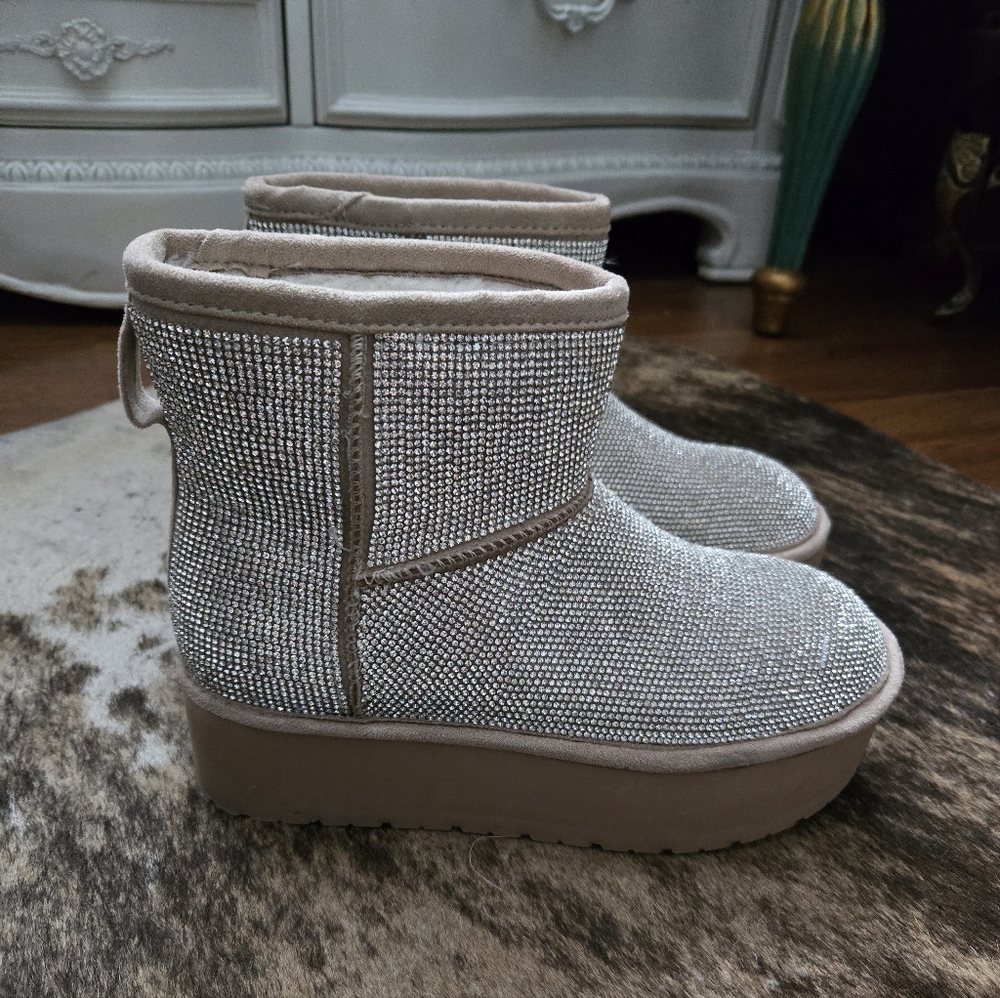 New Madden Girl Ease-R Rhinestone Ankle Boots